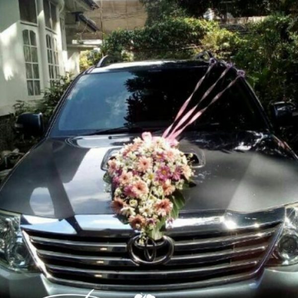 Dekorasi mobil pengantin p3001