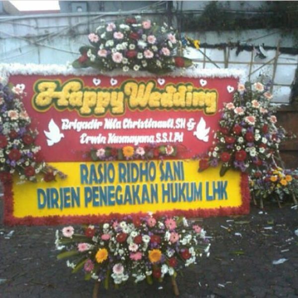 Bunga Papan Selamat Bahagia B1008